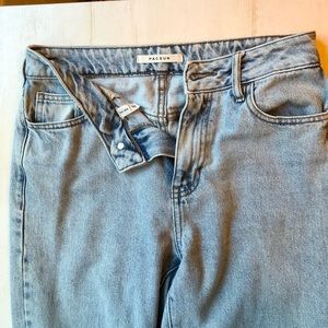 Pacsun Mom Jeans!